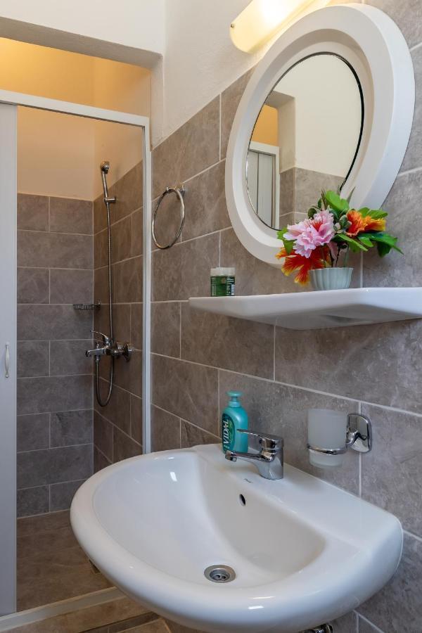 Marialena Rooms Skopelos Exterior foto